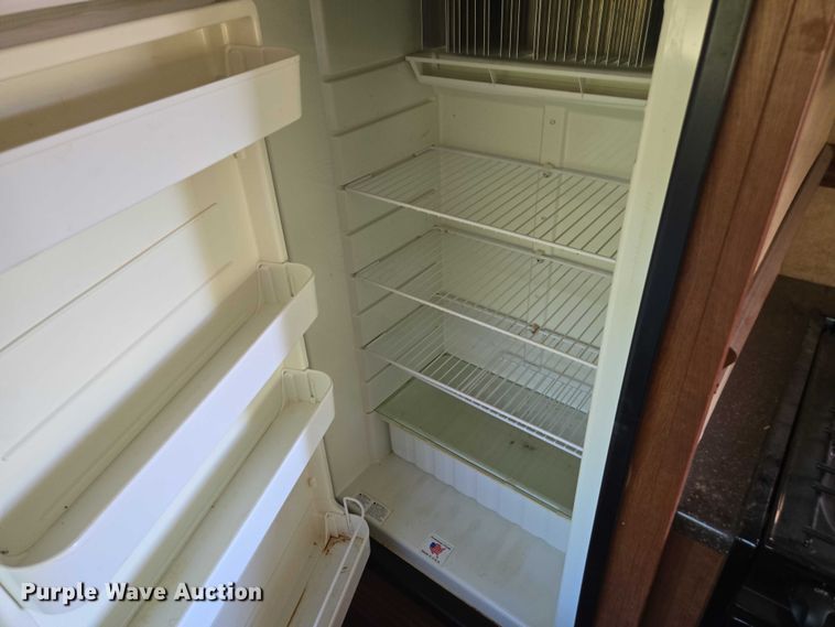 image for item DE2208 2012 Dutchmen 265RL camper