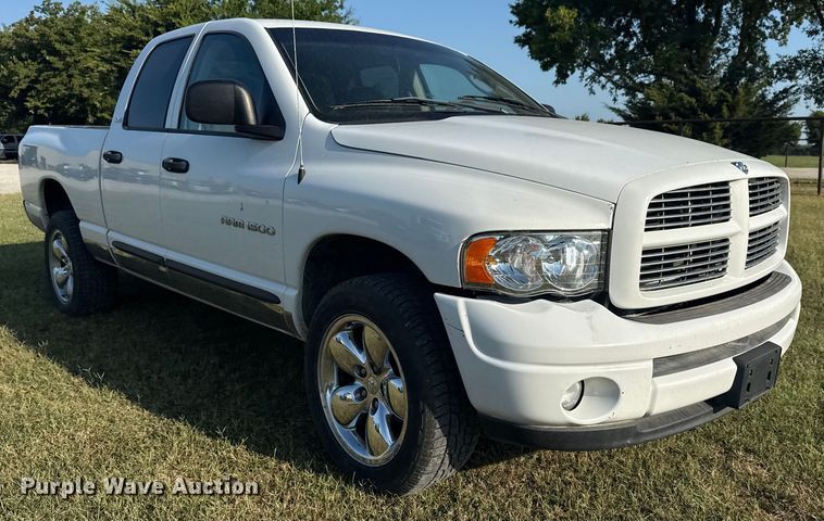 image for item DJ7765 2002 Dodge Ram 1500 Quad Cab pickup truck