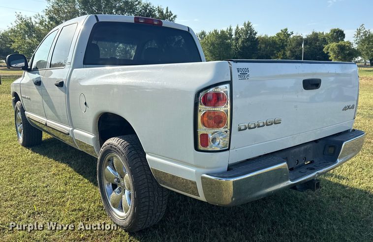 image for item DJ7765 2002 Dodge Ram 1500 Quad Cab pickup truck