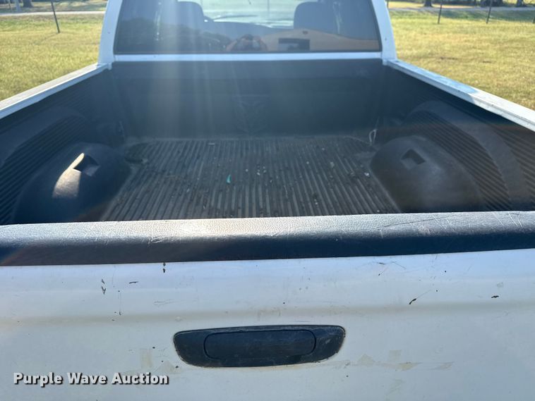 image for item DJ7765 2002 Dodge Ram 1500 Quad Cab pickup truck