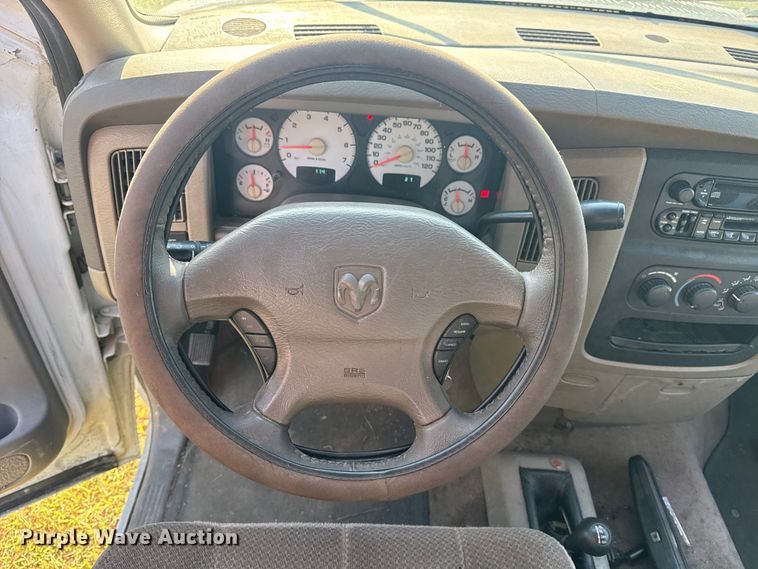 image for item DJ7765 2002 Dodge Ram 1500 Quad Cab pickup truck