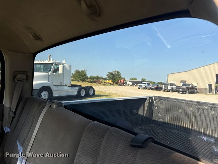 image for item DJ7765 2002 Dodge Ram 1500 Quad Cab pickup truck