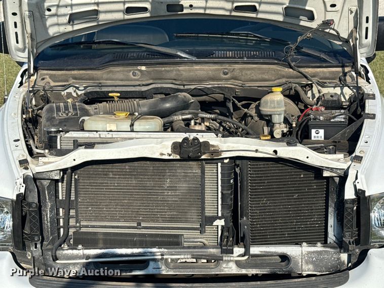 image for item DJ7765 2002 Dodge Ram 1500 Quad Cab pickup truck