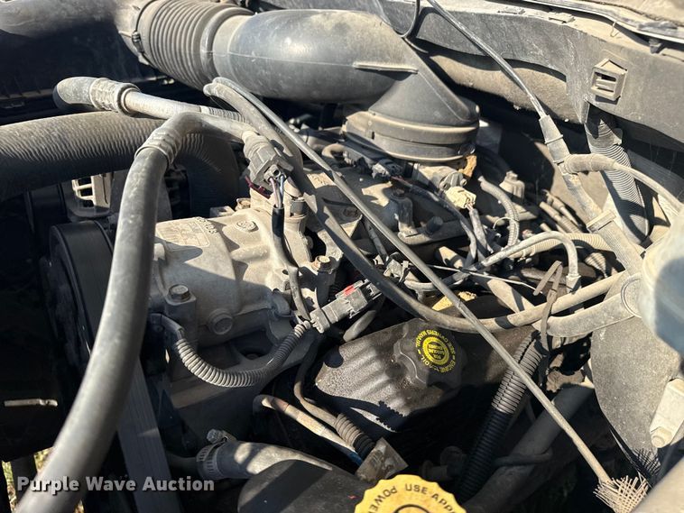 image for item DJ7765 2002 Dodge Ram 1500 Quad Cab pickup truck