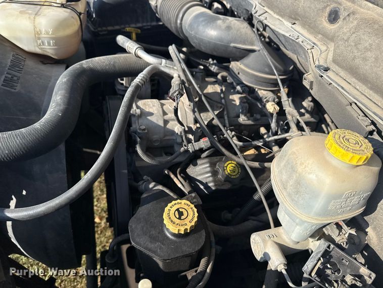 image for item DJ7765 2002 Dodge Ram 1500 Quad Cab pickup truck