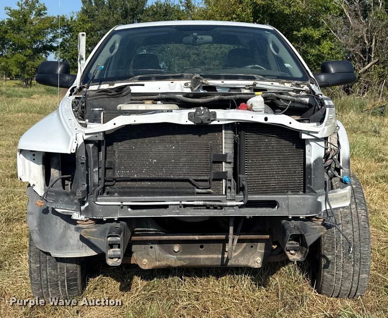 image for item DJ7768 2004 Dodge Ram 1500 Quad Cab pickup truck