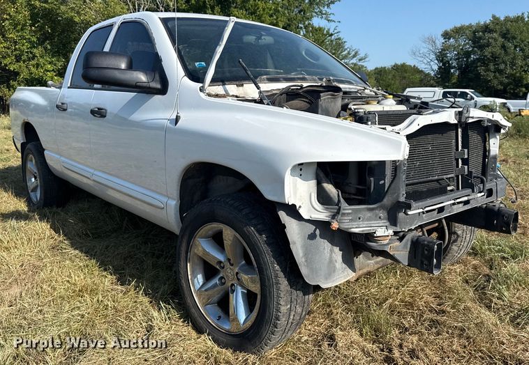 image for item DJ7768 2004 Dodge Ram 1500 Quad Cab pickup truck