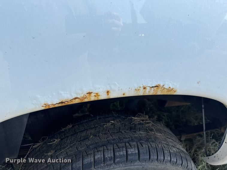 image for item DJ7768 2004 Dodge Ram 1500 Quad Cab pickup truck