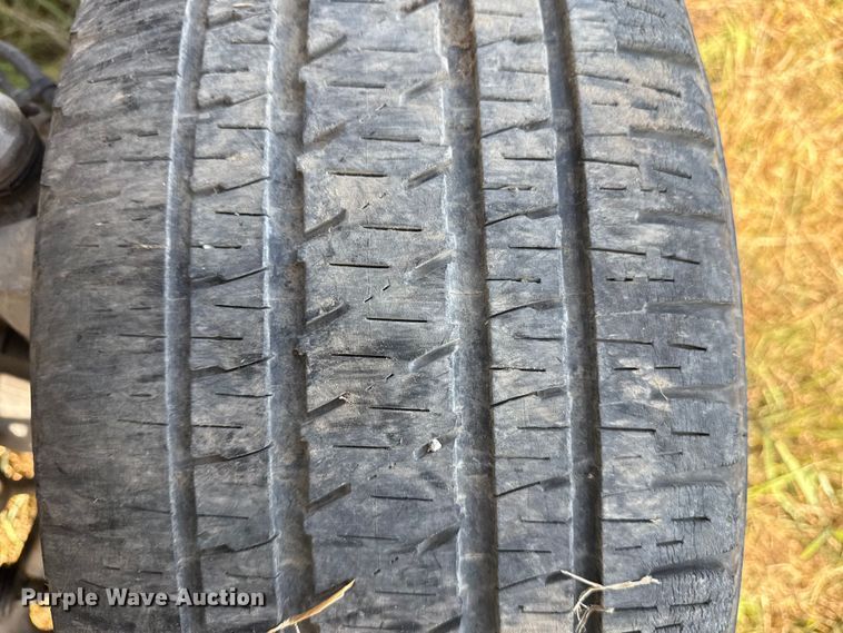 image for item DJ7768 2004 Dodge Ram 1500 Quad Cab pickup truck