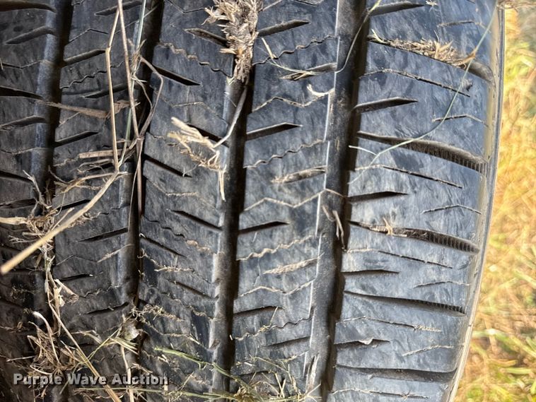 image for item DJ7768 2004 Dodge Ram 1500 Quad Cab pickup truck