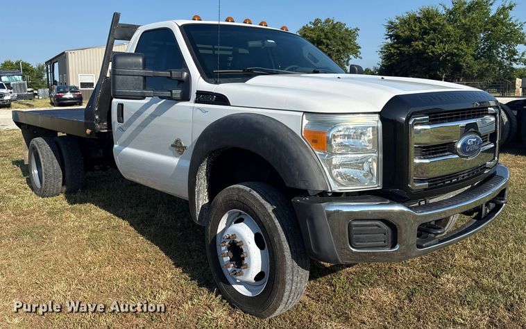 image for item DJ7769 2012 Ford F550 flatbed truck