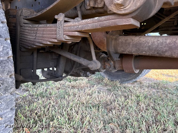 image for item DJ7769 2012 Ford F550 flatbed truck