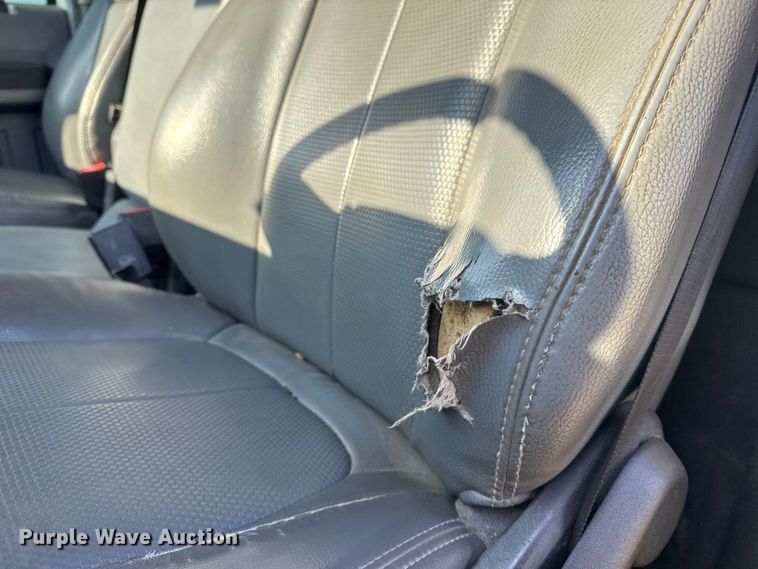 image for item DJ7769 2012 Ford F550 flatbed truck