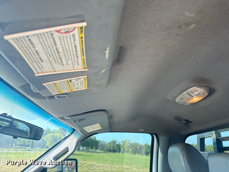 image for item DJ7769 2012 Ford F550 flatbed truck