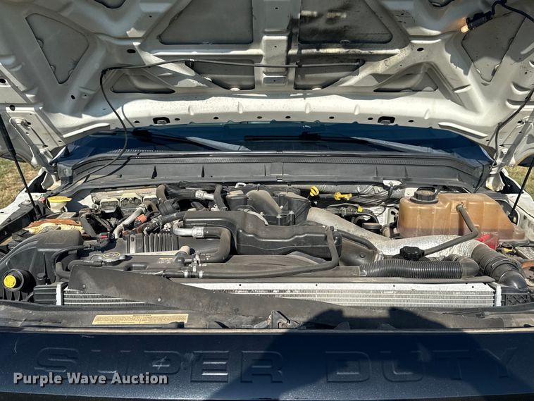 image for item DJ7769 2012 Ford F550 flatbed truck