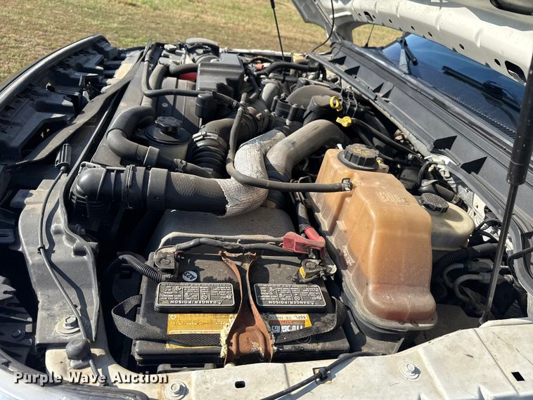 image for item DJ7769 2012 Ford F550 flatbed truck