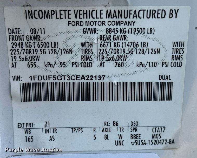 image for item DJ7769 2012 Ford F550 flatbed truck