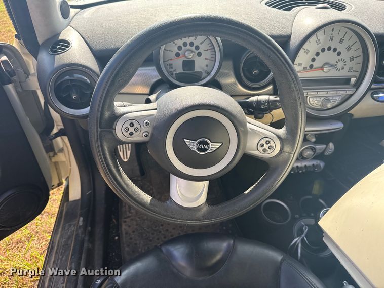 image for item DJ7770 2008 Mini Cooper 