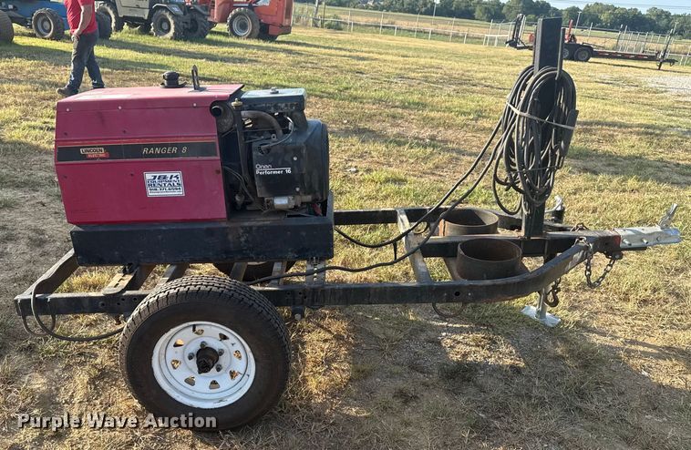 image for item DJ7772 Lincoln Electric Ranger 8 welder/generator