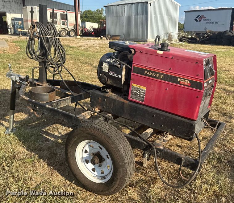 image for item DJ7772 Lincoln Electric Ranger 8 welder/generator