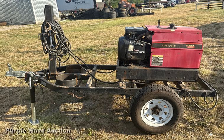 image for item DJ7772 Lincoln Electric Ranger 8 welder/generator