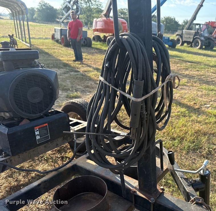 image for item DJ7772 Lincoln Electric Ranger 8 welder/generator