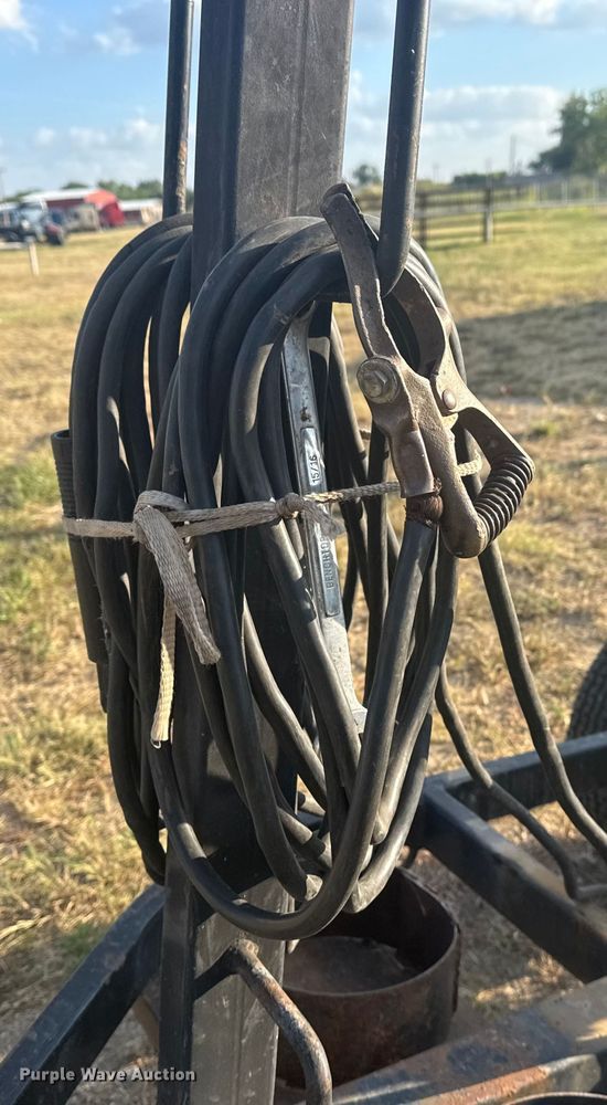 image for item DJ7772 Lincoln Electric Ranger 8 welder/generator