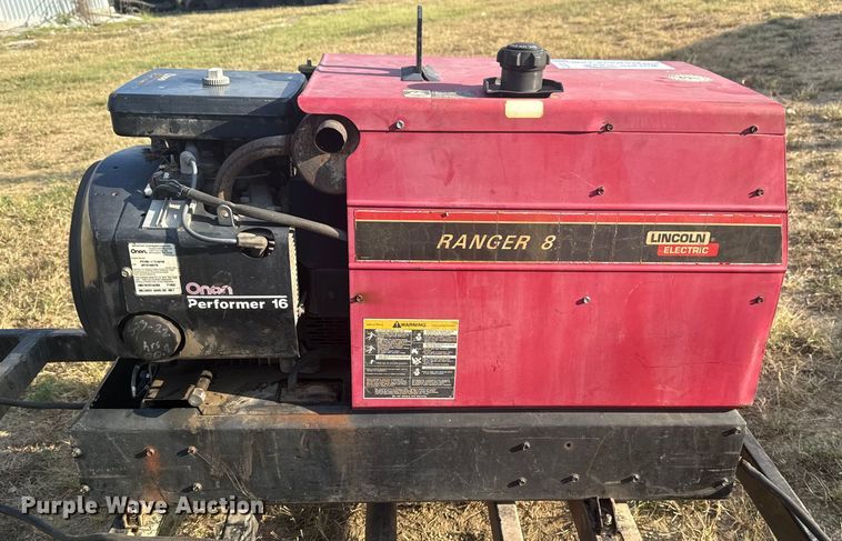 image for item DJ7772 Lincoln Electric Ranger 8 welder/generator