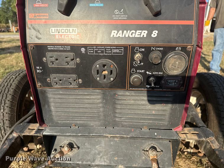 image for item DJ7772 Lincoln Electric Ranger 8 welder/generator