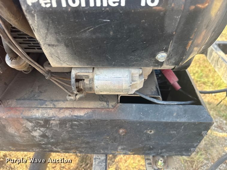 image for item DJ7772 Lincoln Electric Ranger 8 welder/generator