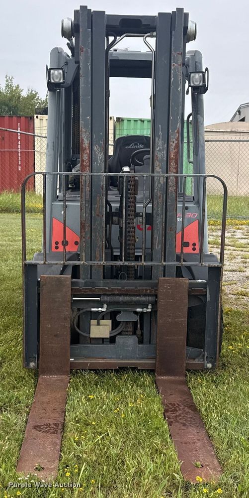 image for item DJ7778 2015 Linde H30D forklift