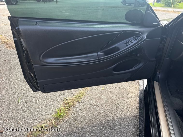 image for item DJ7810 2002 Ford Mustang GT 