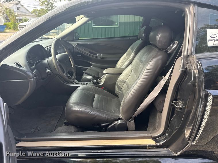 image for item DJ7810 2002 Ford Mustang GT 