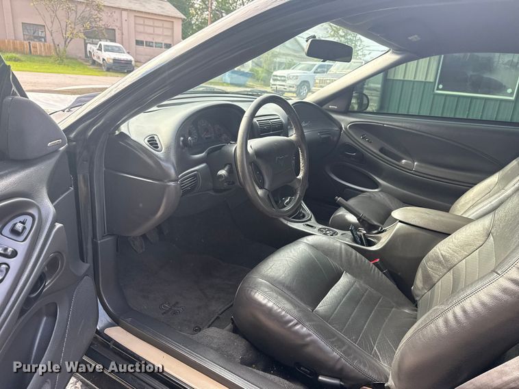 image for item DJ7810 2002 Ford Mustang GT 