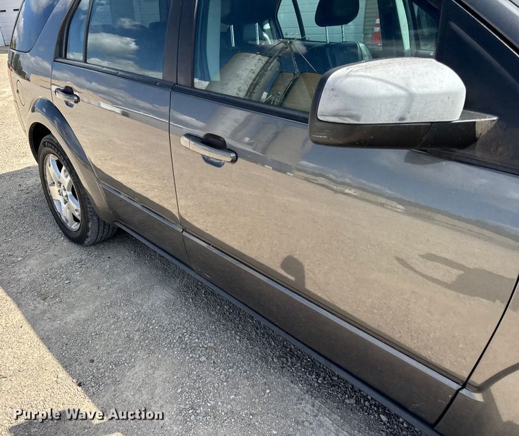 image for item DJ9710 2006 Ford Freestyle SUV