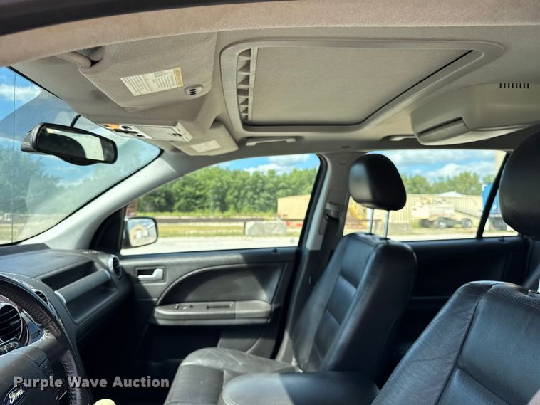 image for item DJ9710 2006 Ford Freestyle SUV