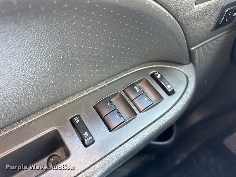 image for item DJ9710 2006 Ford Freestyle SUV