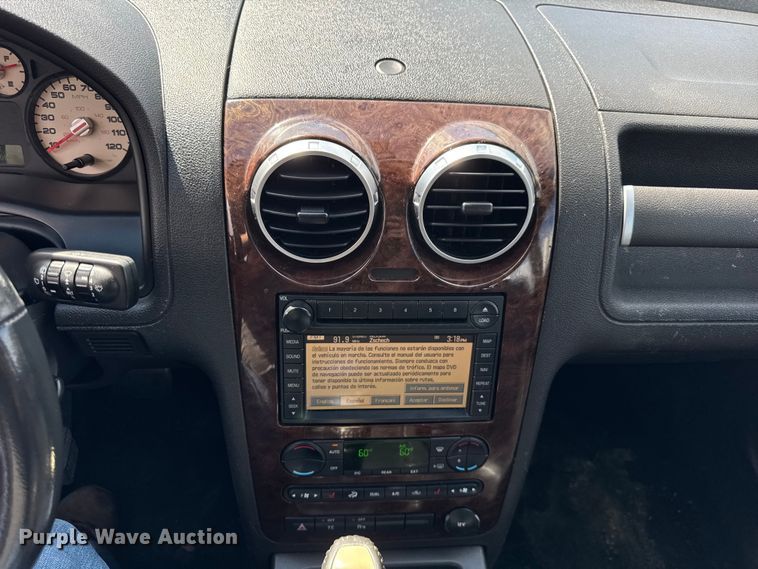 image for item DJ9710 2006 Ford Freestyle SUV