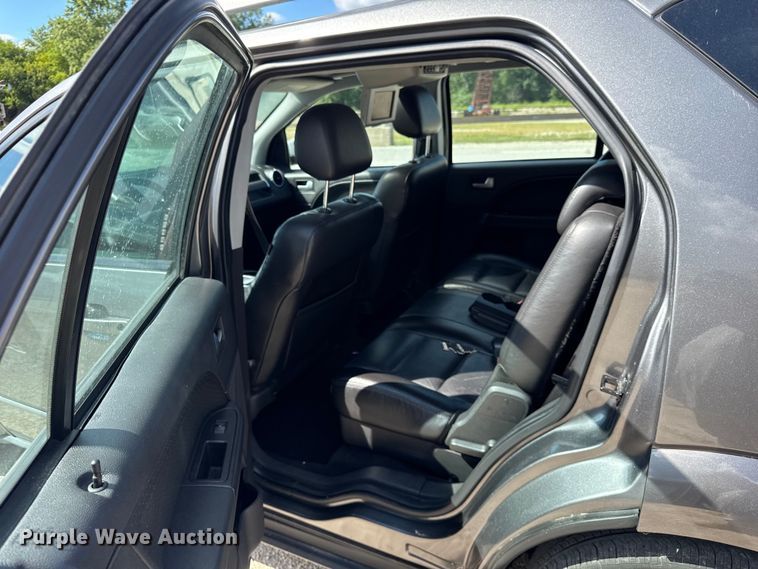 image for item DJ9710 2006 Ford Freestyle SUV