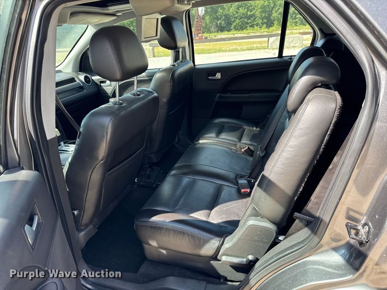 image for item DJ9710 2006 Ford Freestyle SUV