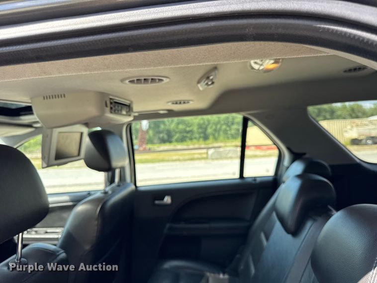 image for item DJ9710 2006 Ford Freestyle SUV