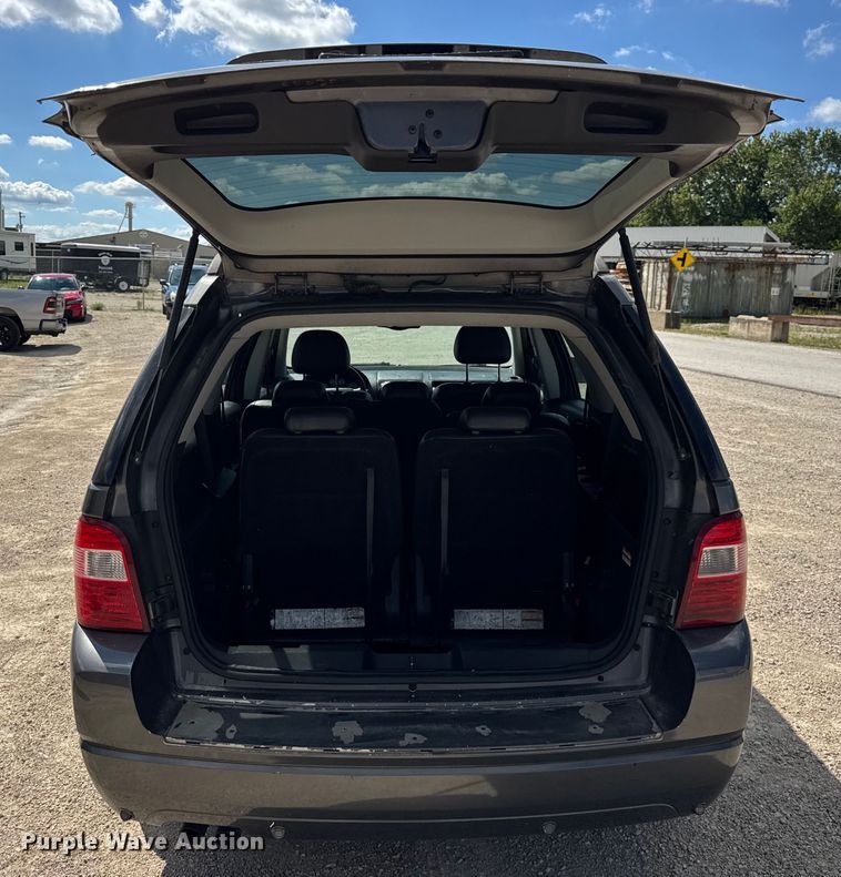 image for item DJ9710 2006 Ford Freestyle SUV