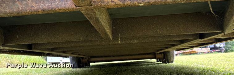 image for item DJ9714 2002 Cargo Mate enclosed cargo trailer