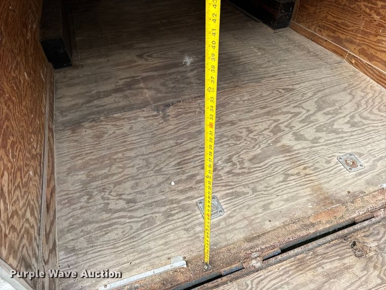 image for item DJ9714 2002 Cargo Mate enclosed cargo trailer