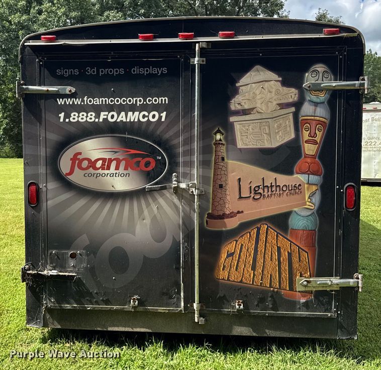 image for item DJ9715 2004 Cargo Mate CM820TA2 enclosed cargo trailer