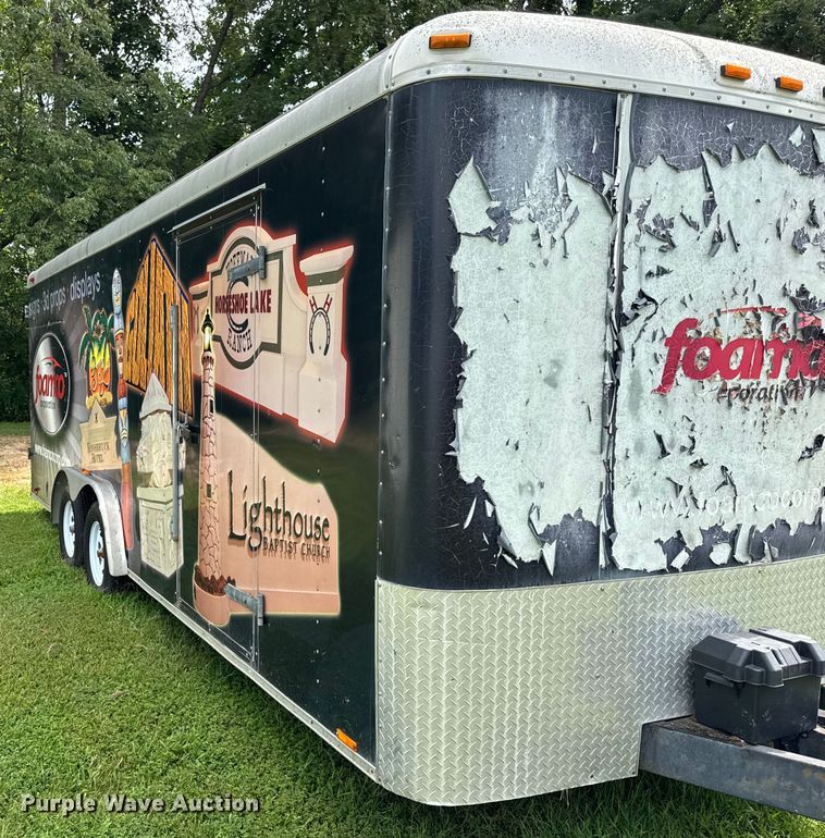 image for item DJ9715 2004 Cargo Mate CM820TA2 enclosed cargo trailer