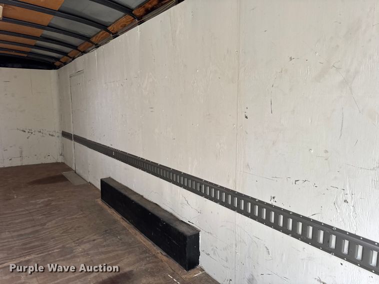 image for item DJ9715 2004 Cargo Mate CM820TA2 enclosed cargo trailer