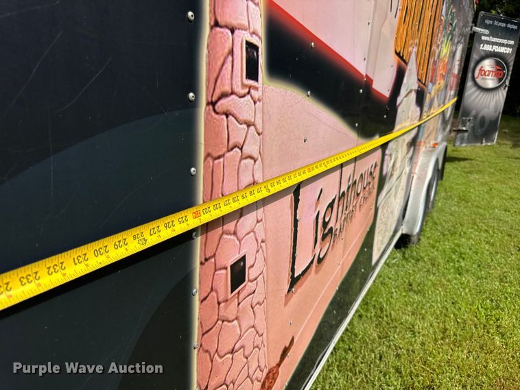 image for item DJ9715 2004 Cargo Mate CM820TA2 enclosed cargo trailer