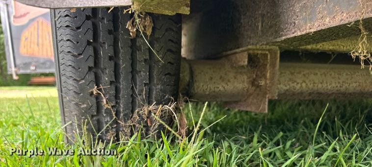 image for item DJ9715 2004 Cargo Mate CM820TA2 enclosed cargo trailer