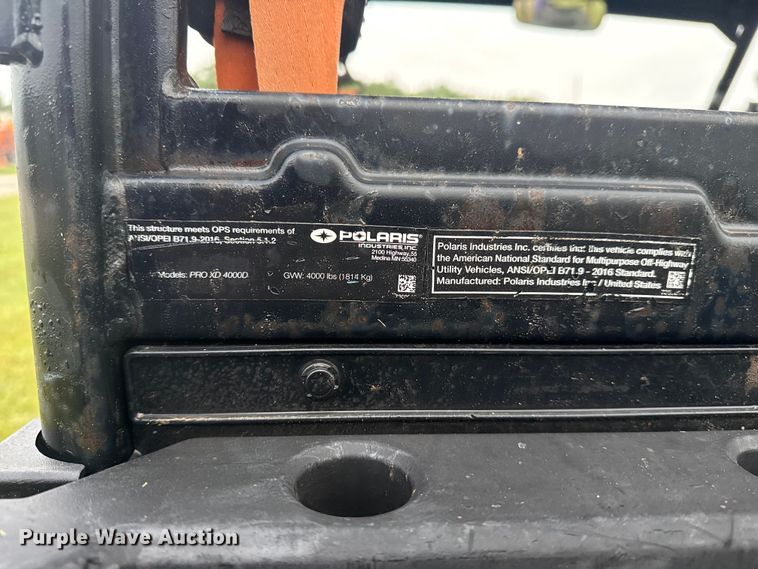 image for item DO7698 2019 Polaris PRO XD 4000D utility vehicle